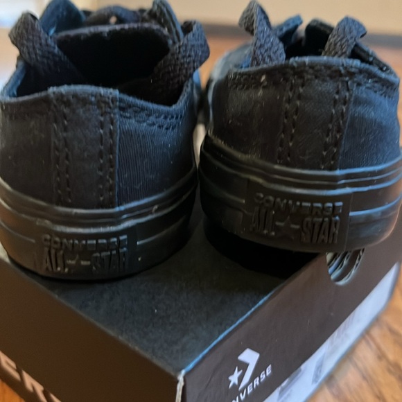 KIDS CONVERSE ALL STAR SNEAKERS BLACK SIZE US4 - Picture 6 of 9
